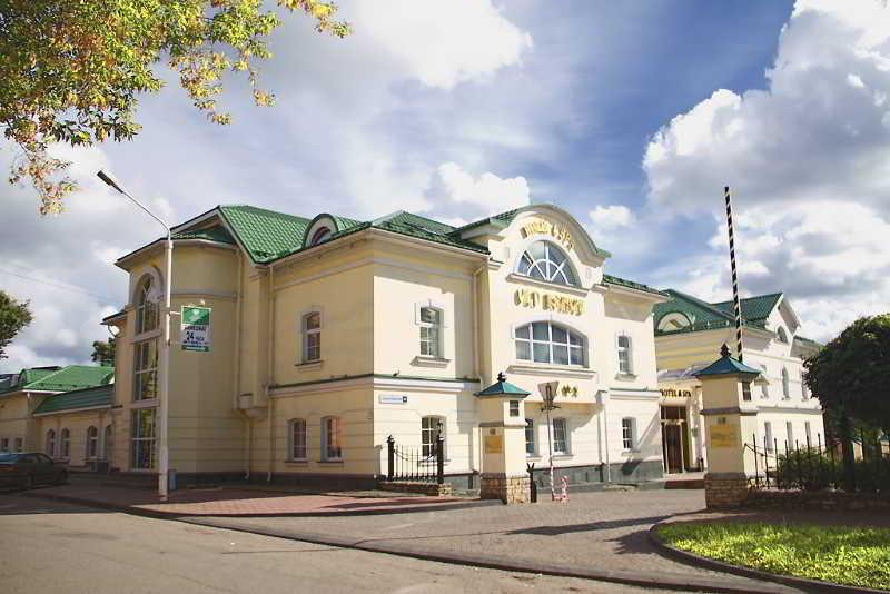 Old Estate Hotel & Spa Psków Zewnętrze zdjęcie